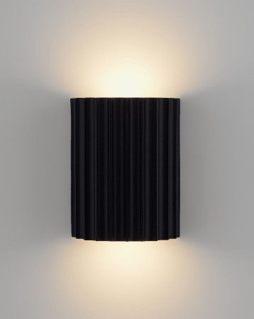 Настенный светильник Moderli Bailey V11219-WL