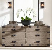 Настенный светильник Delight Collection Harlow Crystal KR0354W-1A black/clear